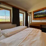 La Montana - Ski & Hiking Lodge