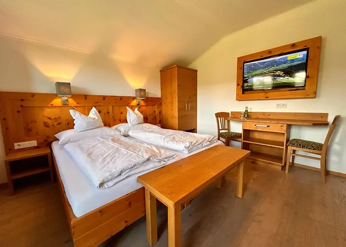 La Montana - Ski & Hiking Lodge